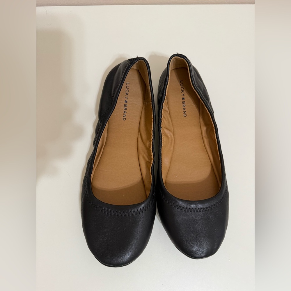 Lucky Brand Black Leather Flats Timeless Design